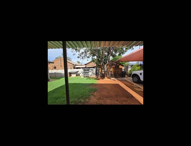 4 BEDROOM HOUSE SOLD IN MAGALIESKRUIN